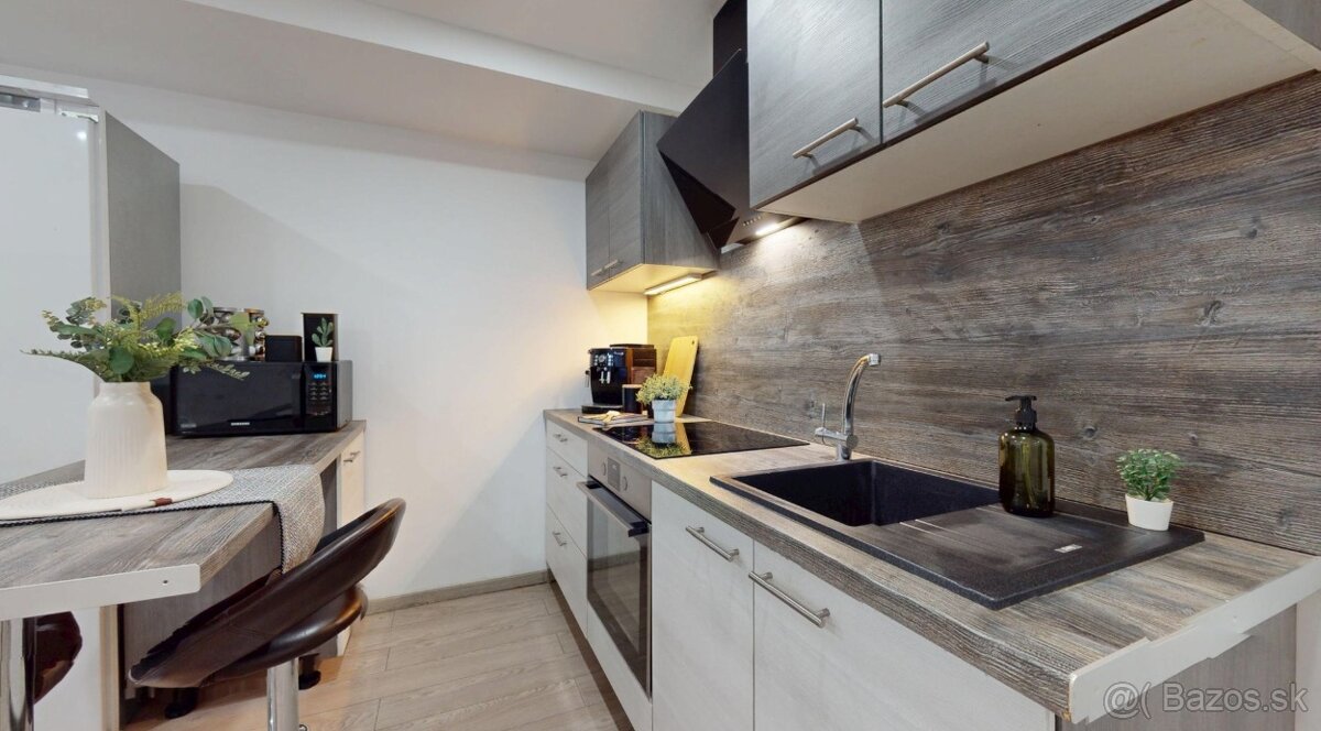 2-izb. byt po rekonštrukcii, 2x klíma - 3