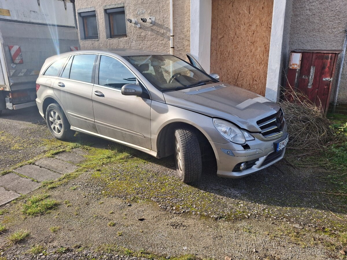 Mercedes r320 2006 - 3