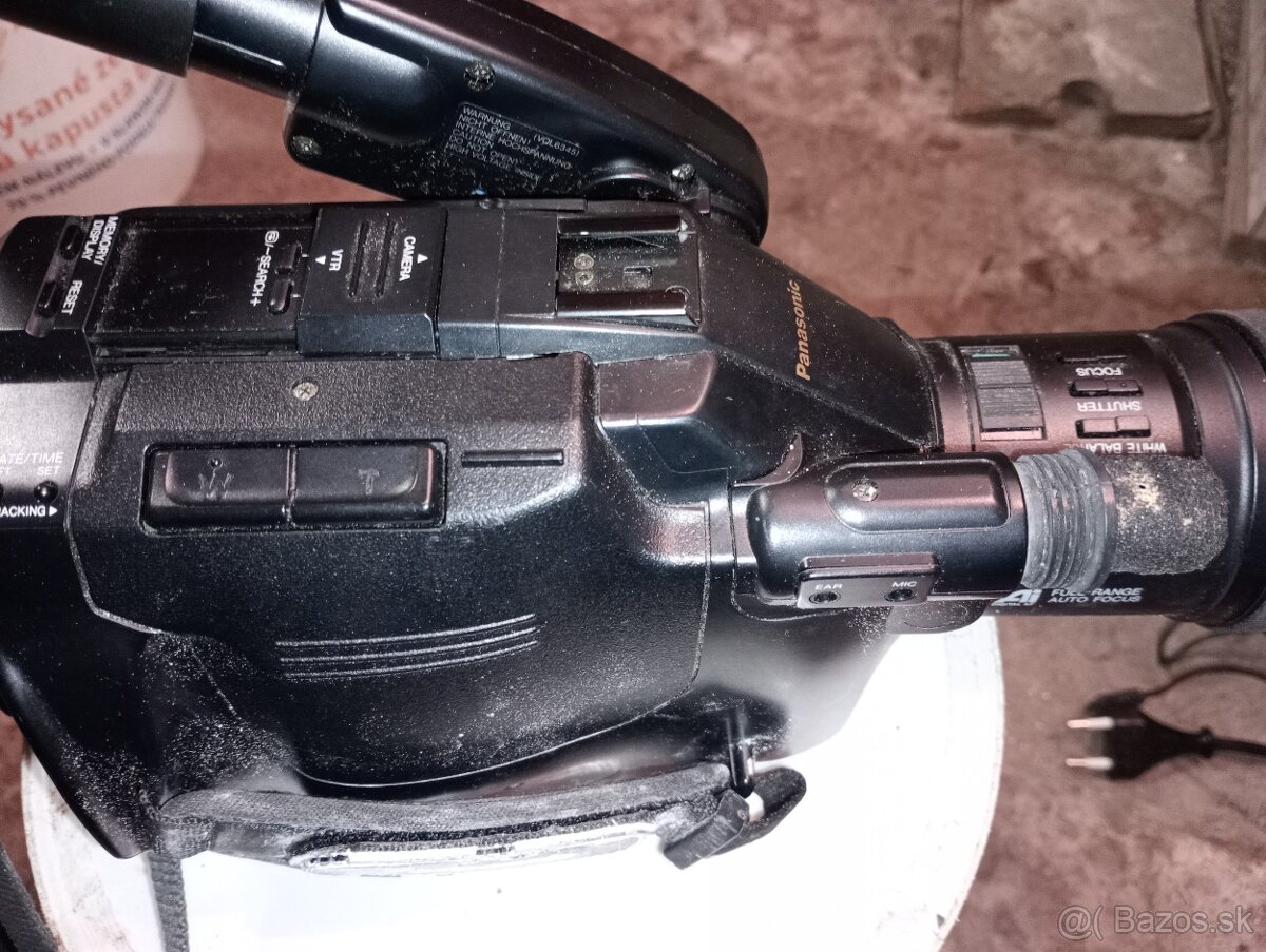 Kamera Panasonic NV-G120EN - 3