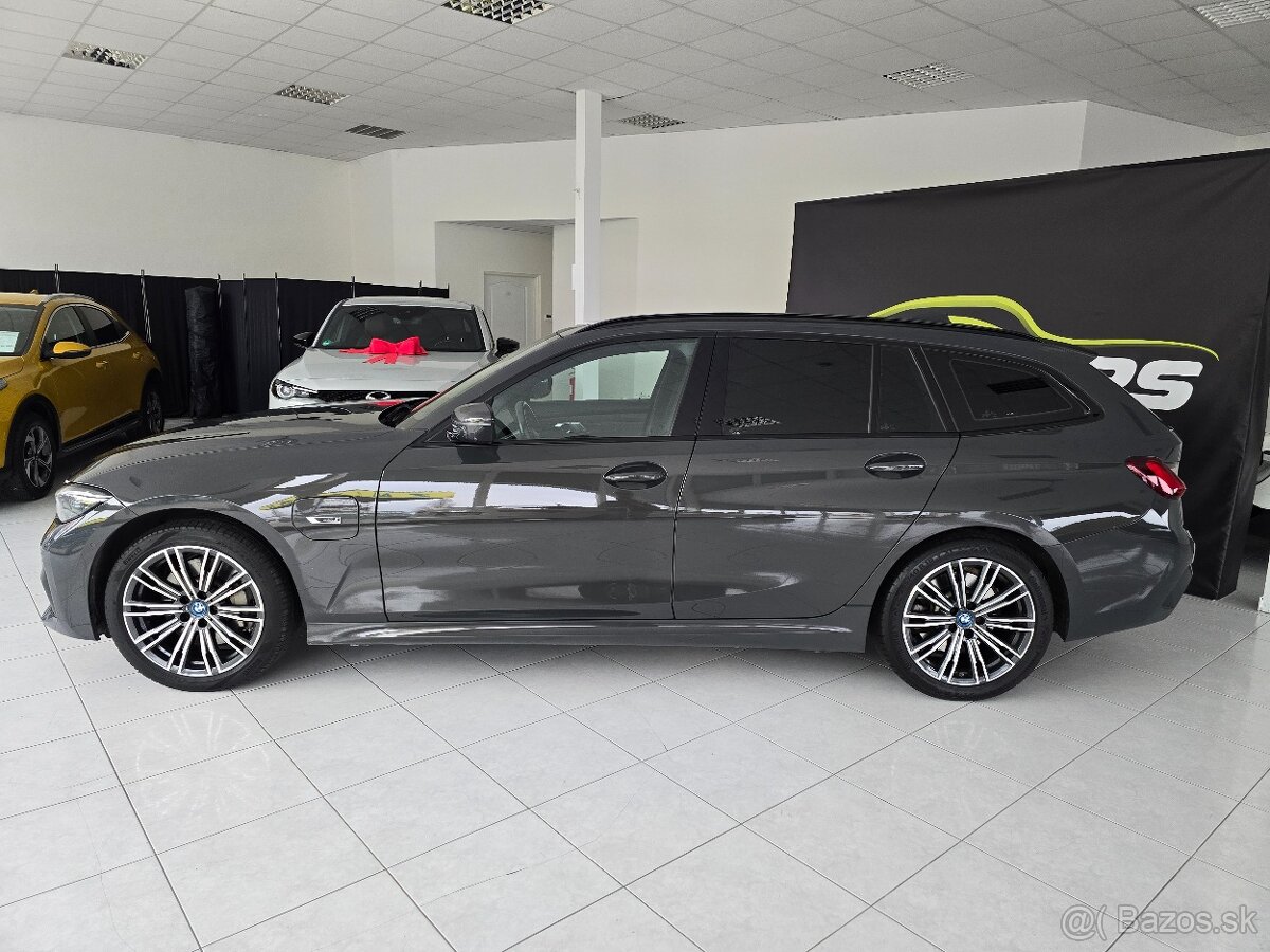 BMW Rad 3 Touring 330e PHEV xDrive A/T - 3