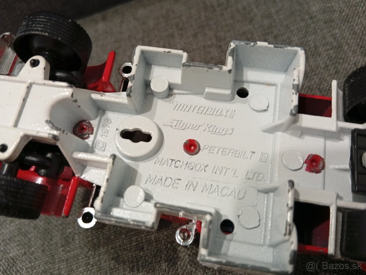 Matchbox Superkings K-134 Peterbilt Fire Transporter - 3