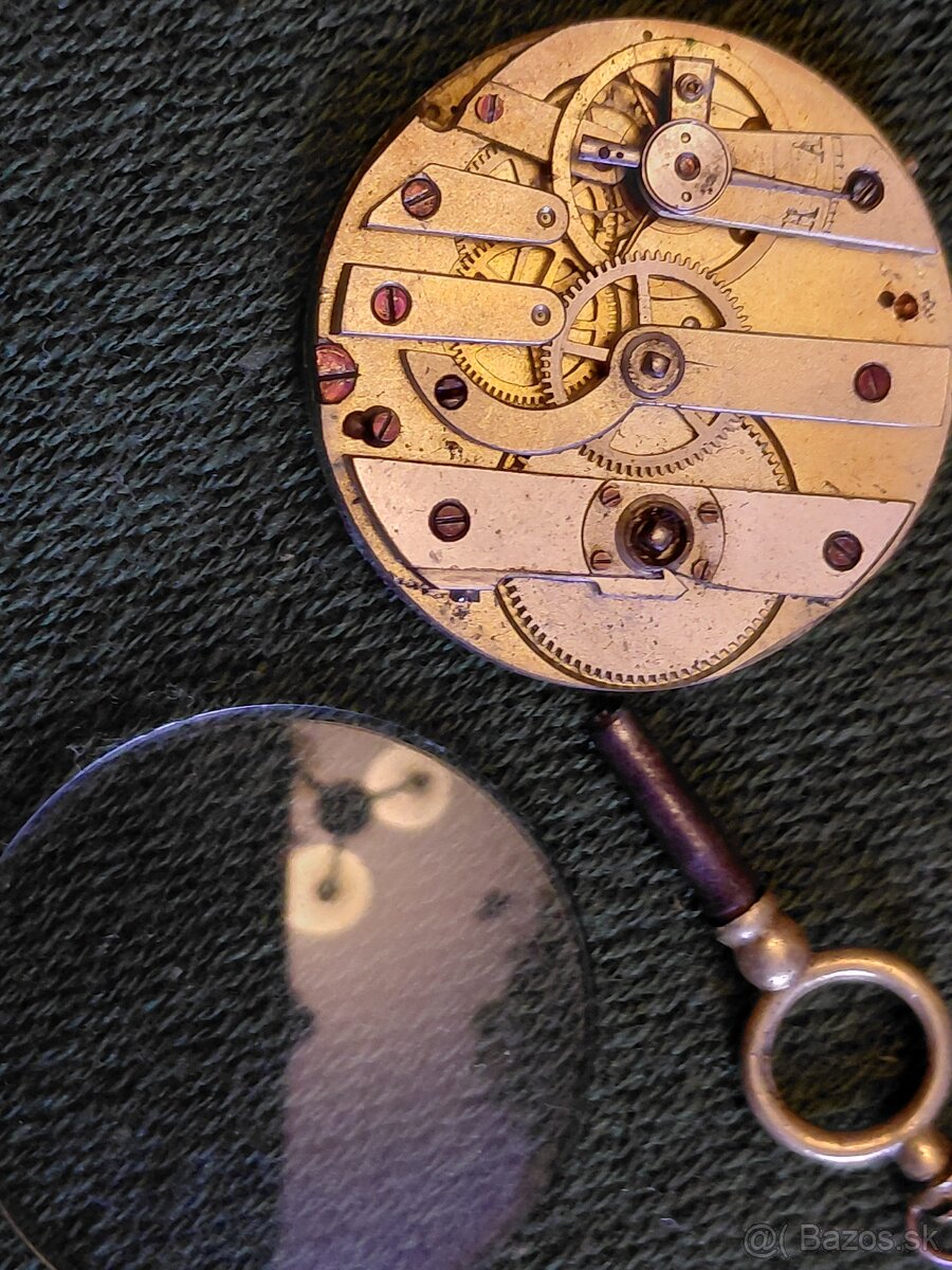 FUNKCNY STROJCEK NA KLUCIK - 3