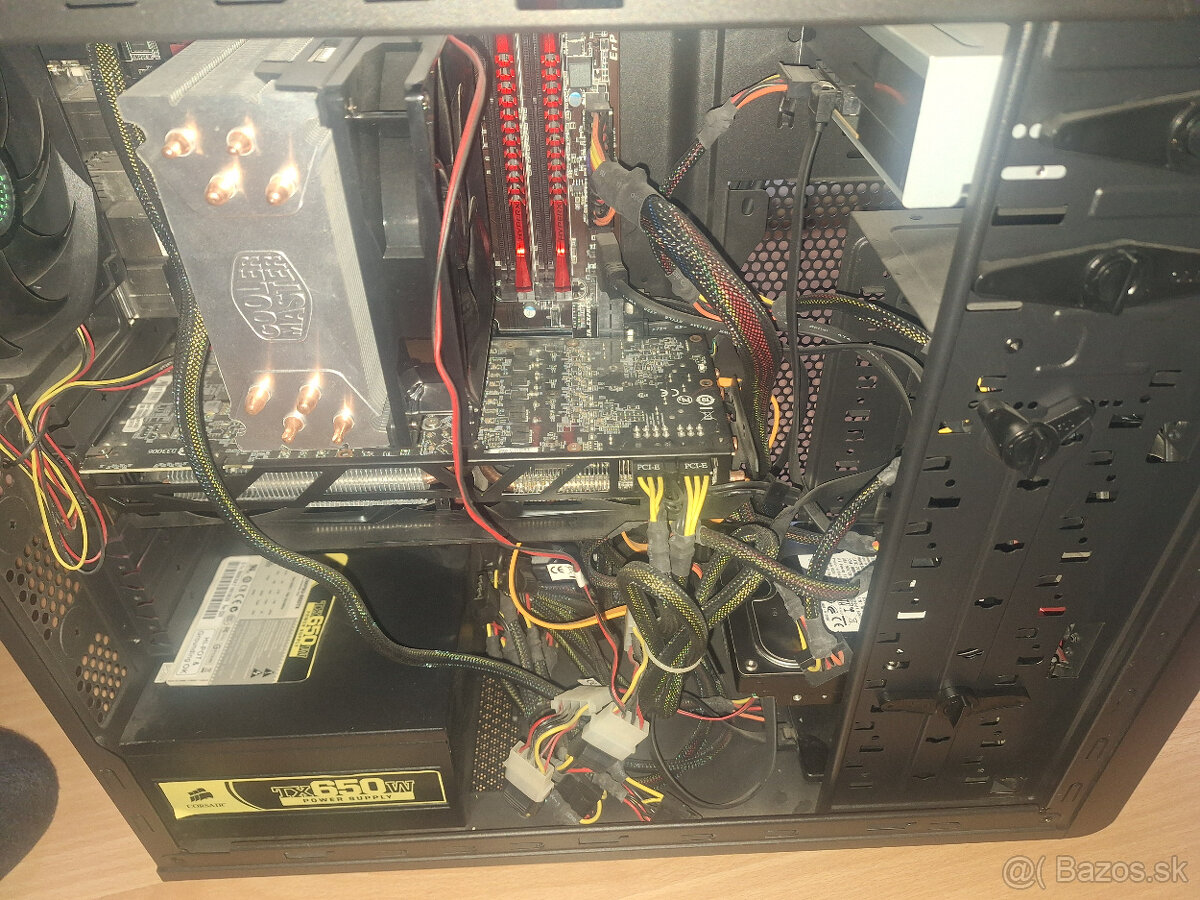 PC zostava s monitorom - 3