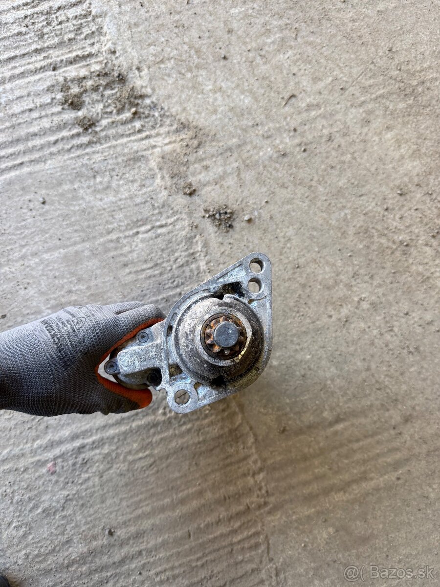 Štartér Vw Golf 1.9tdi 66/81 kw - 3