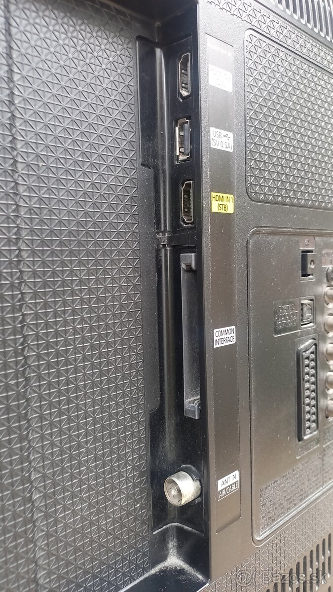 LCD Televizor 40" Samsung UE40J51 - 3
