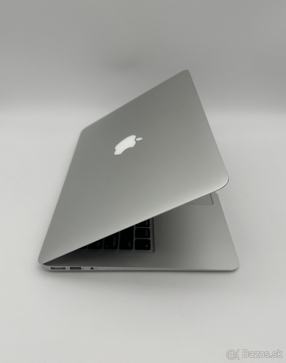 MacBook Air 13" 2017 8/512GB Silver + ZÁRUKA - 3