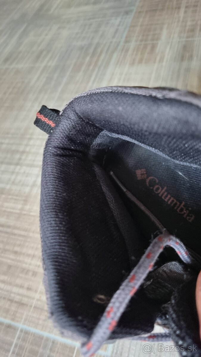 Columbia
CRESTWOOD MID WP - 3