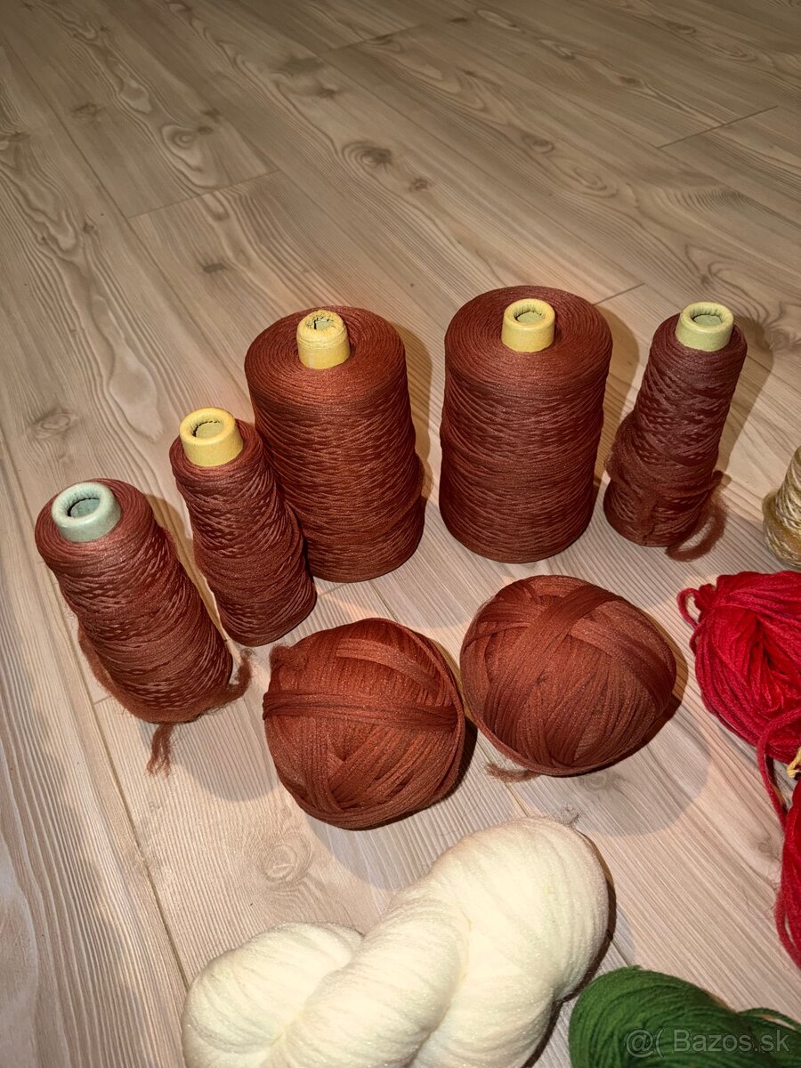 Vlna a priadza na vyšívanie - 3