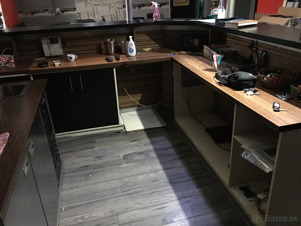 Bar, Barový pult - 3