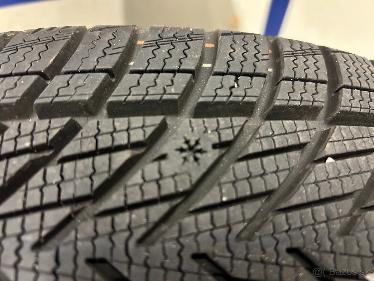 Goodyear Ultragrip Performance 3 215/60 R16 99H TOP stav - 3