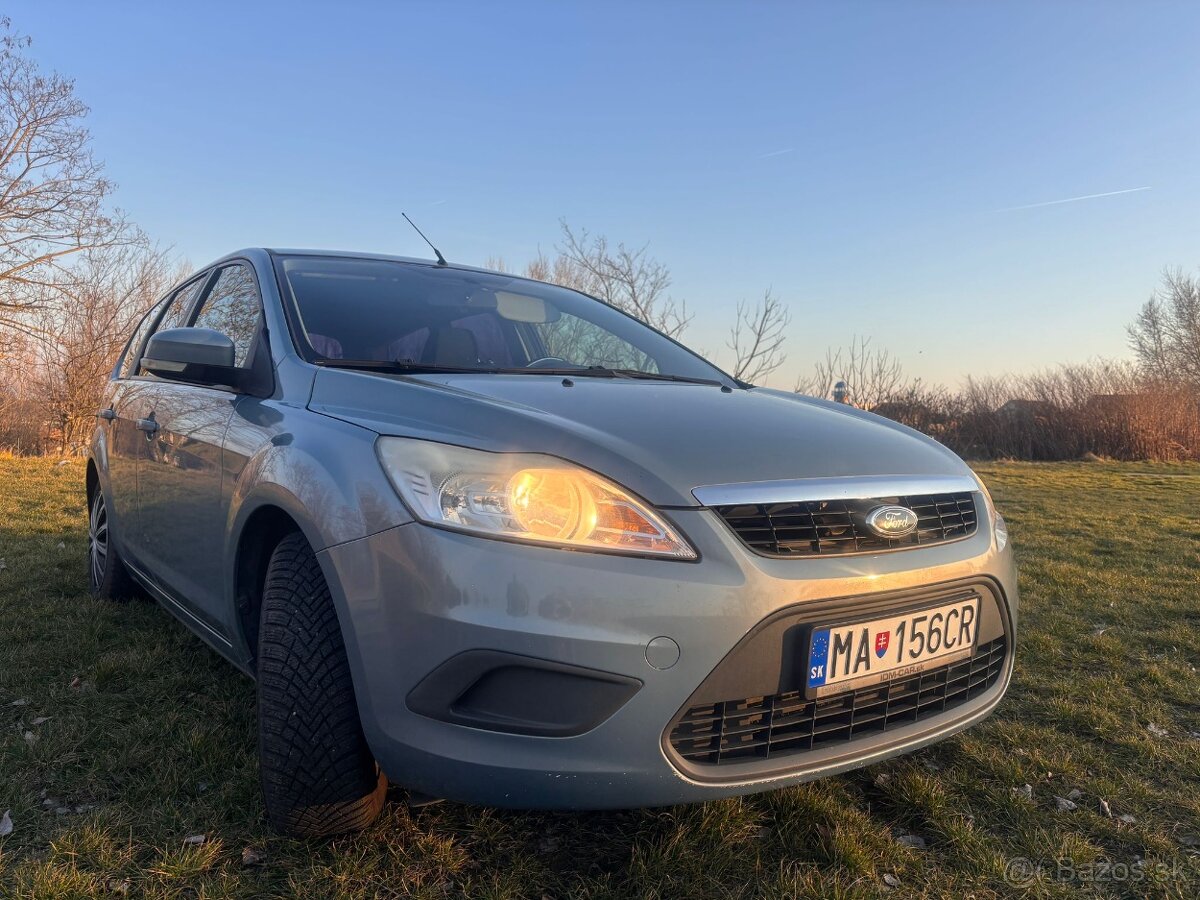 Ford Focus kombi 1,6 nafta - 3