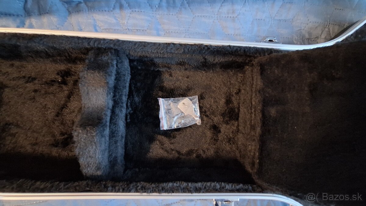 Predam kufor na basgitaru CNB - 3