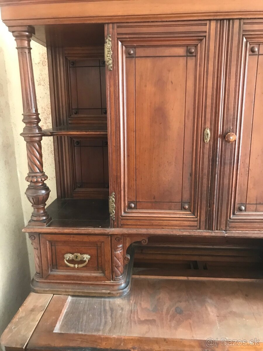 Starožitný nábytok - 3