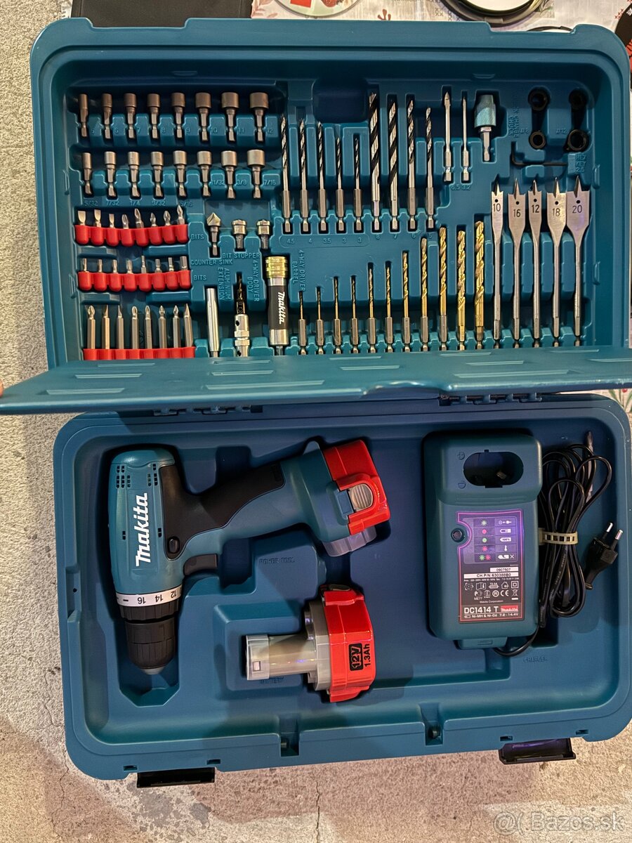 AKU vŕtačka s náhradnou batériou a sadou vrtákov - 3