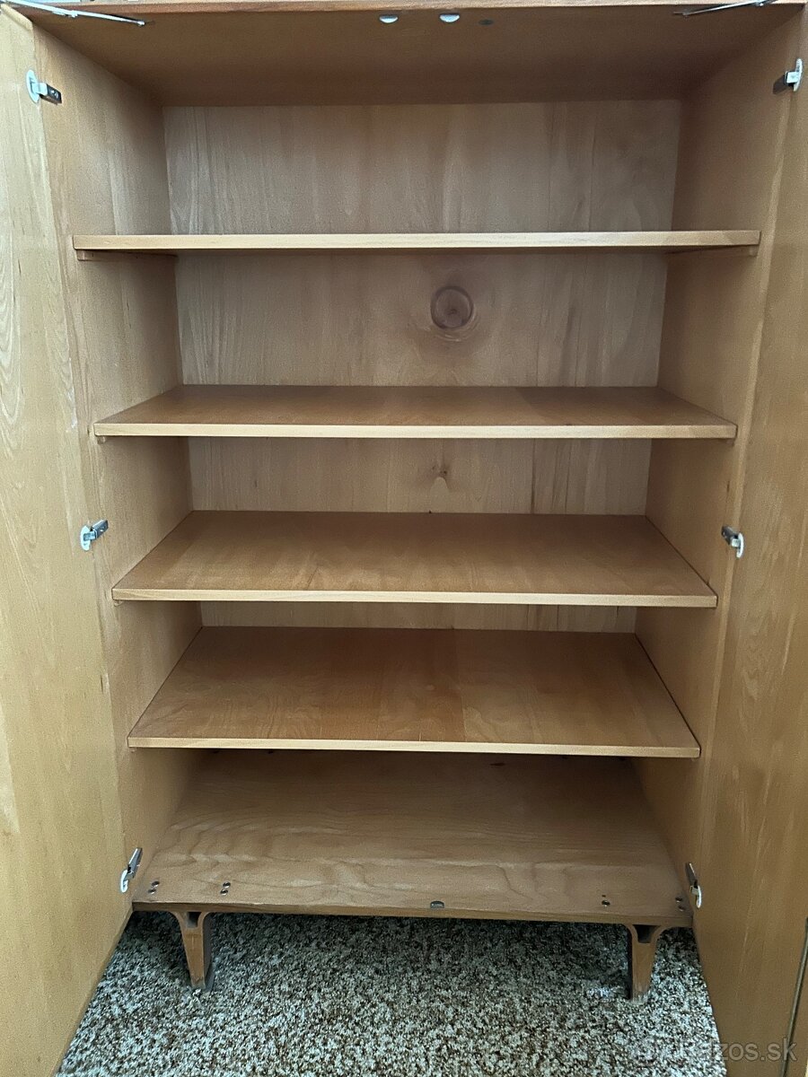 Skrine s vysokým leskom - 3