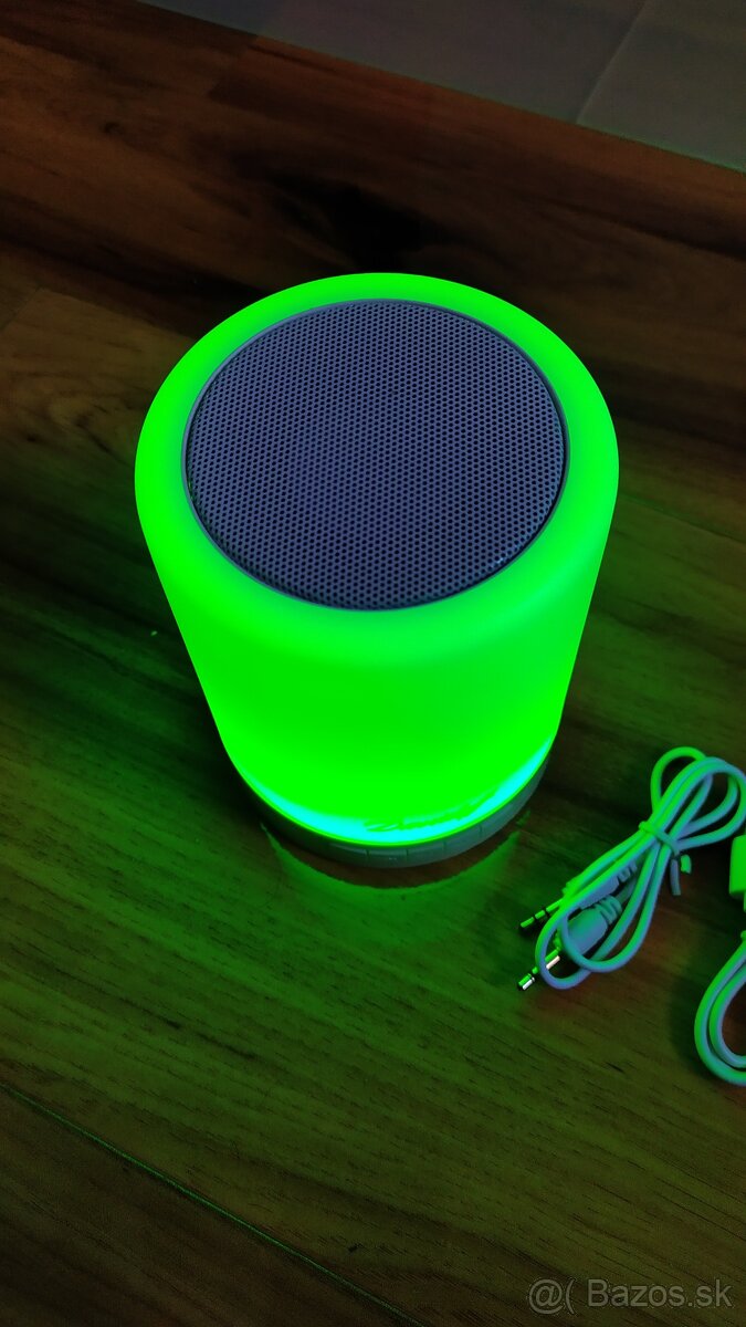 Bluetooth reproduktor s RGB lampou - 3