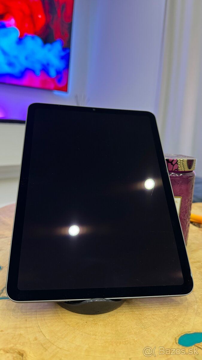Apple iPad Air 5Gen - 3