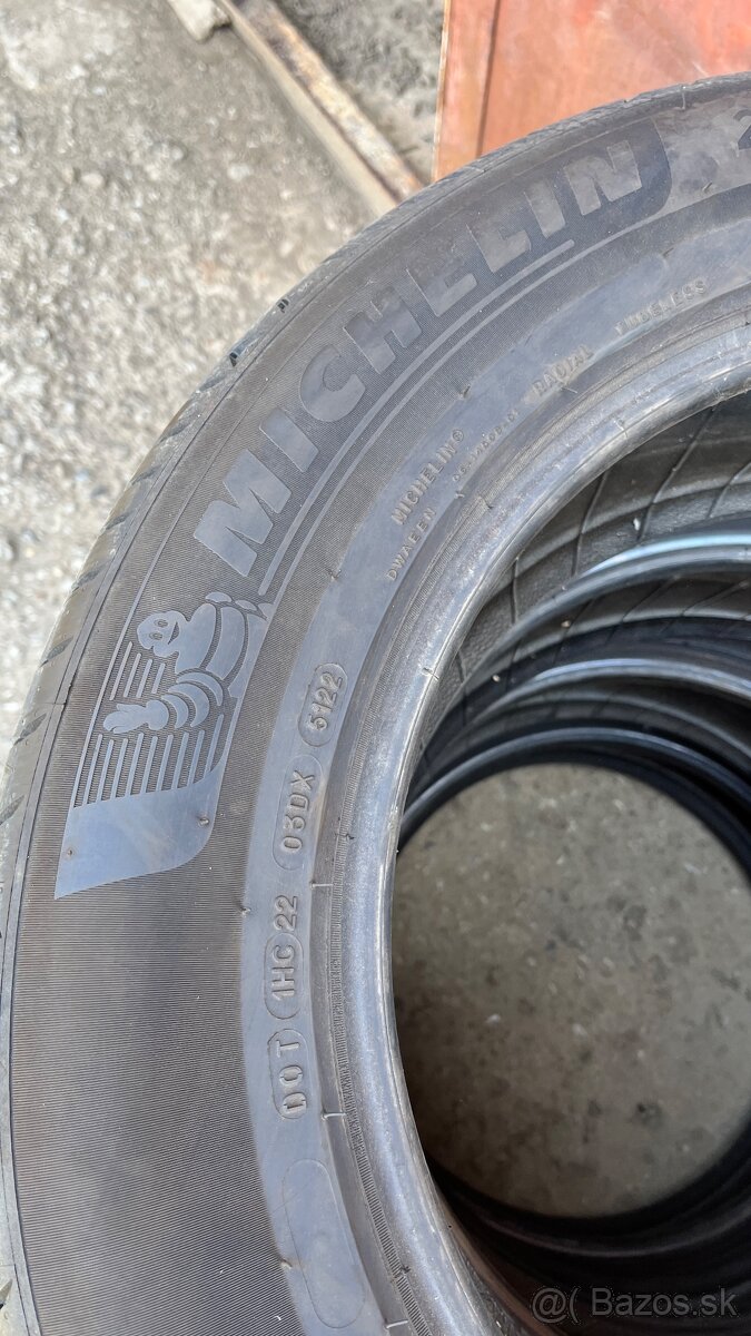 Michelin 215/65 r17 letné - 3
