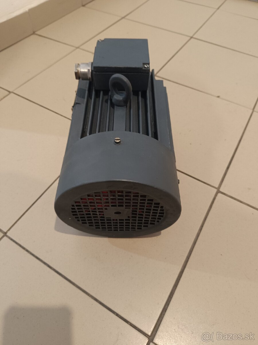 2,2KW/1400ot.min elektromotor na predaj - 3