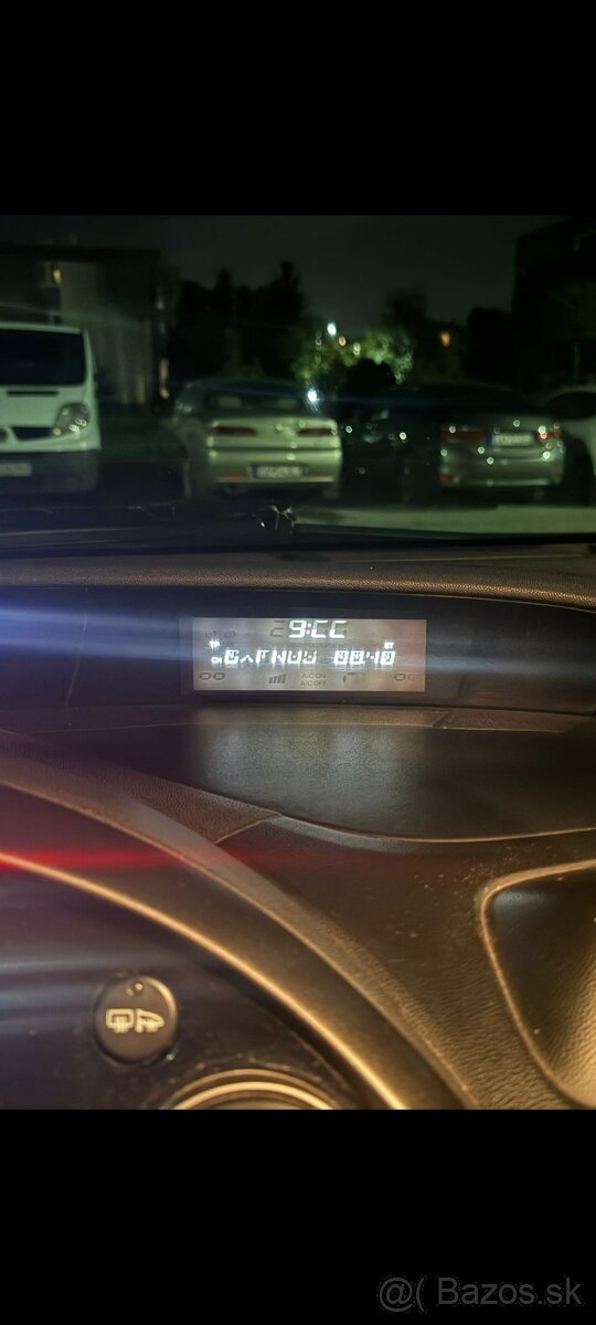 Honda Civic 8G display hodiny - 3