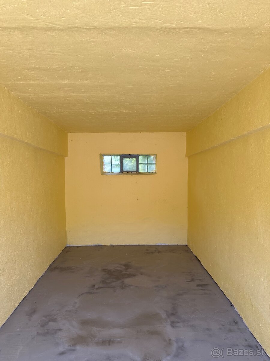 Garaz Pavlovicove namestie - 3