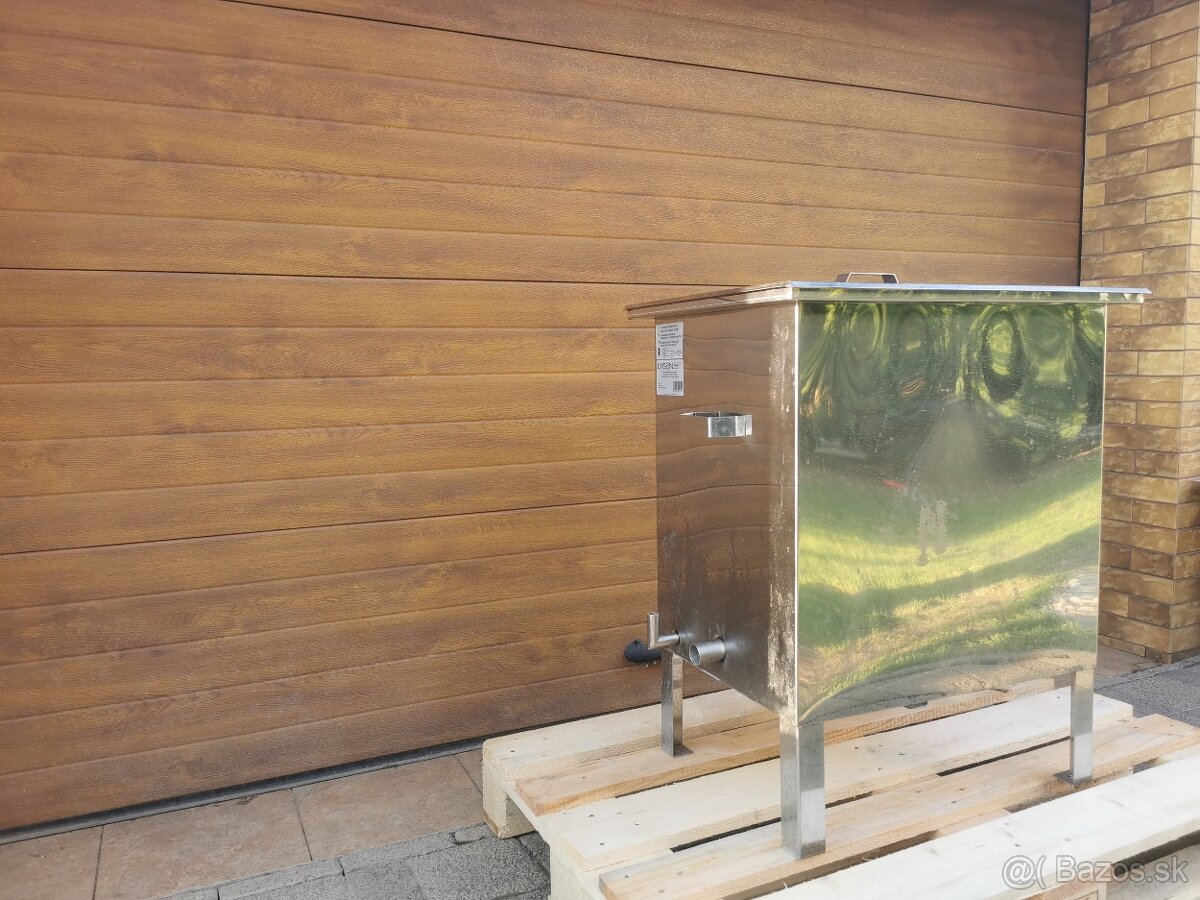 Voskotopka nerezová s plynovým horákom na 10-15 rámikov - 3