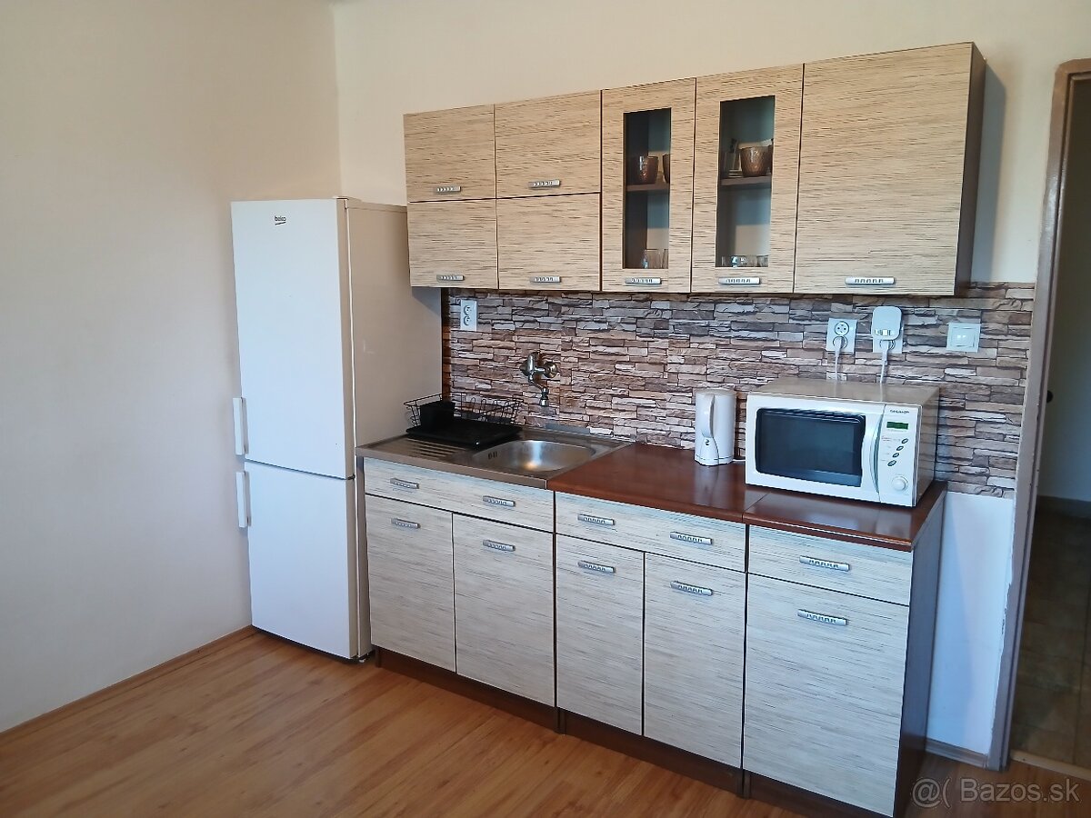 Prenájom- Prízemný byt na Dopravnej Ulici. - 3