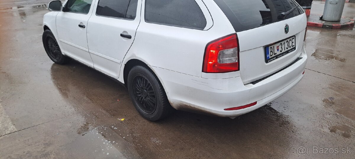 Skoda octavia combi 1.6 tdi 77 kw 2011 - 3