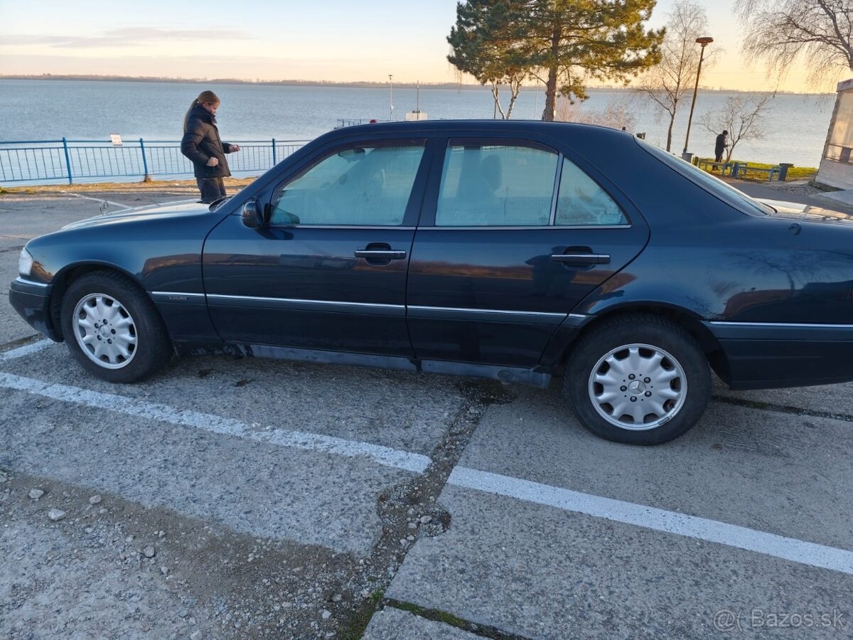 Predám Mercedes Benz C 280 - 3