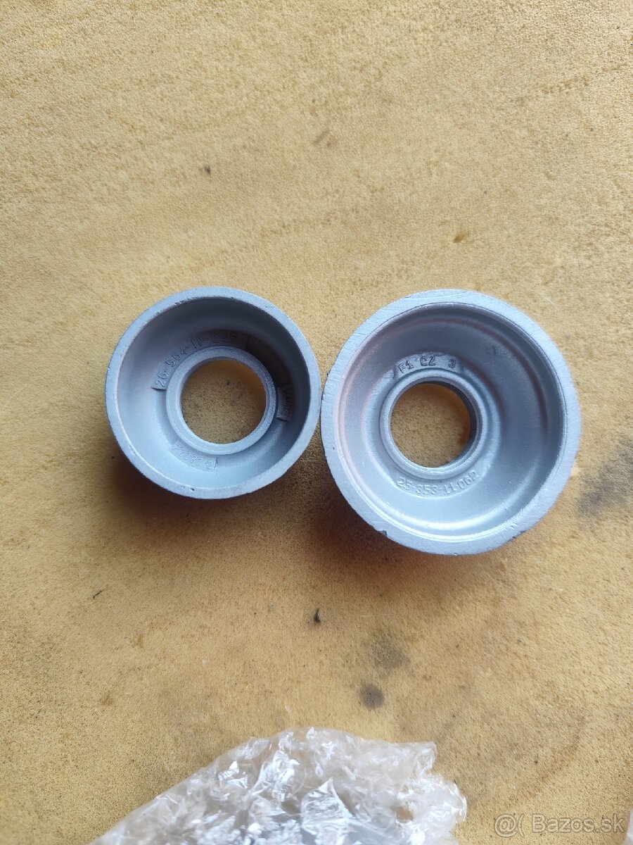 matice krytu karburatora jawa 250 - 3