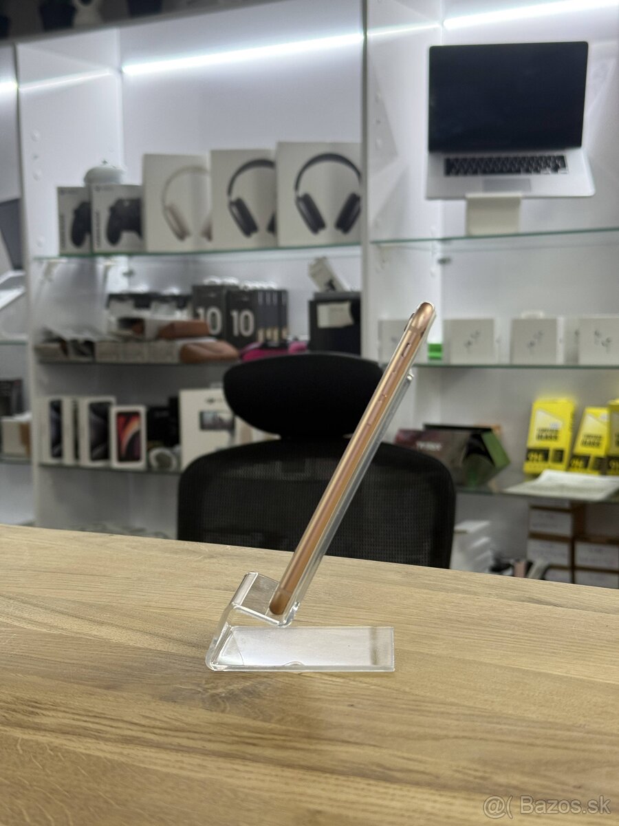 iPhone 8 Gold 64GB - 3