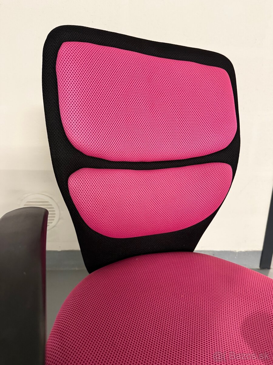 Dievčenska stolička - 3