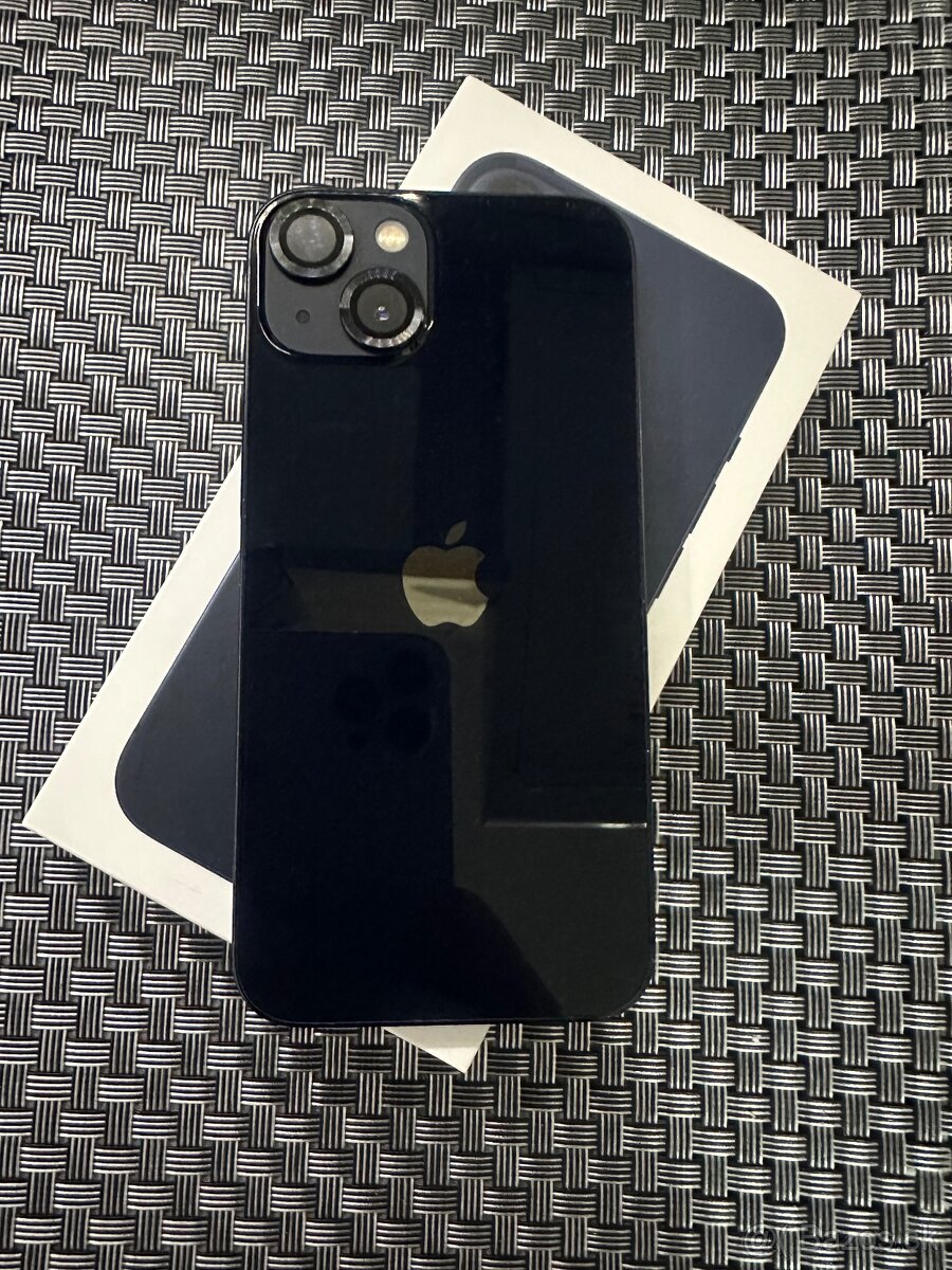 Apple iPhone 13 128 GB - 3