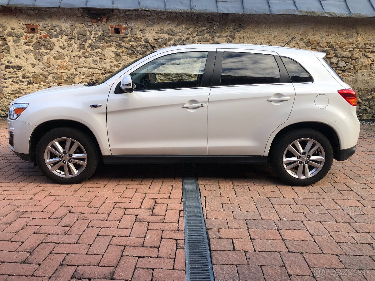 Mitsubishi ASX - 3