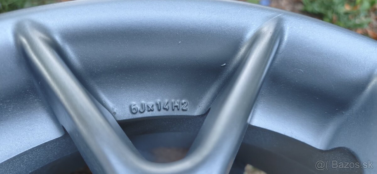 Disky 6Jx14, rozteč 5x100 (Golf 4, Octavia 1) - 3
