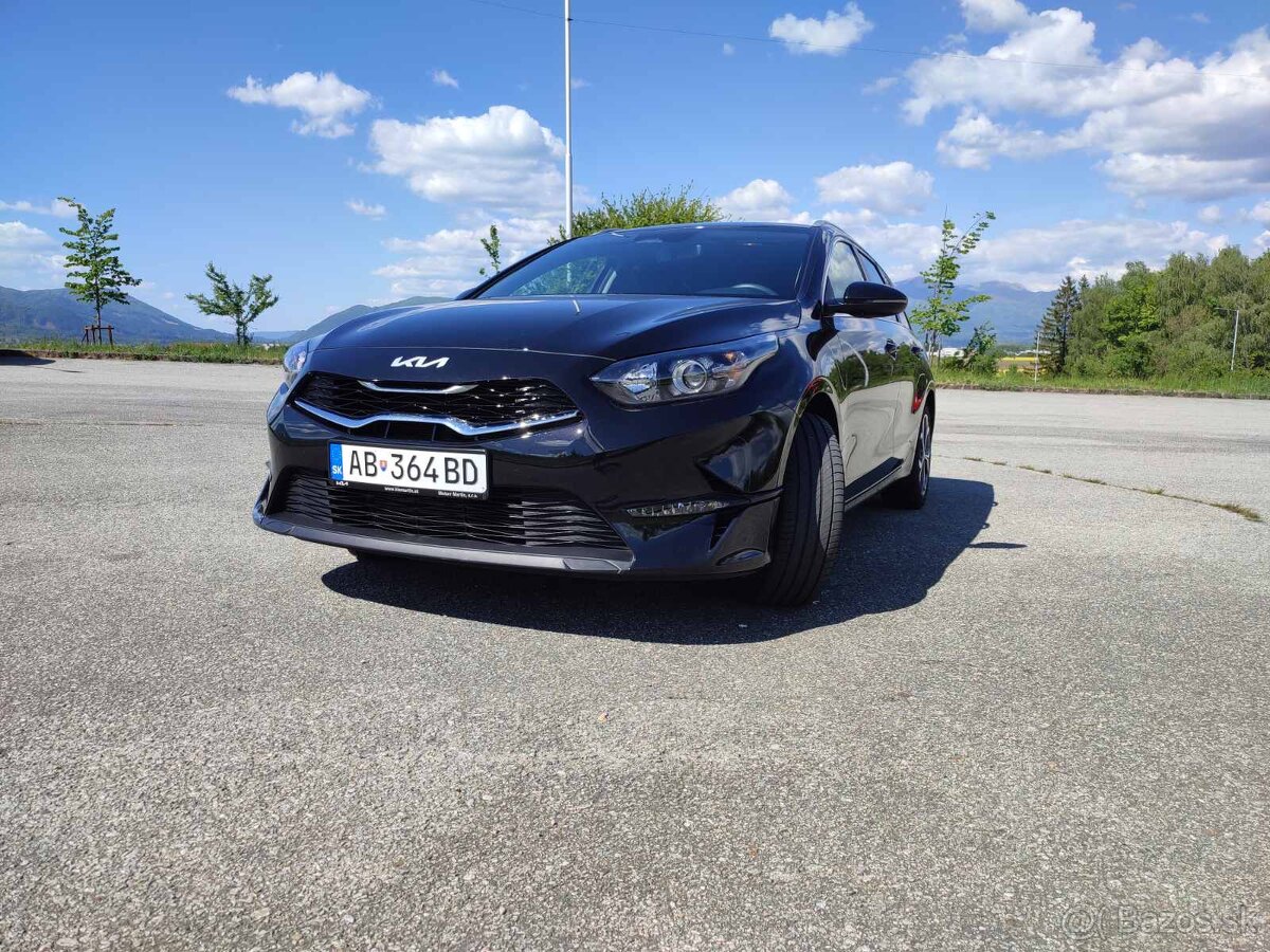 Kia Ceed 2025 Gold – čiern - 3