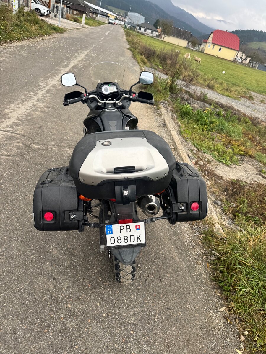 Suzuki v-strom dl650 - 3
