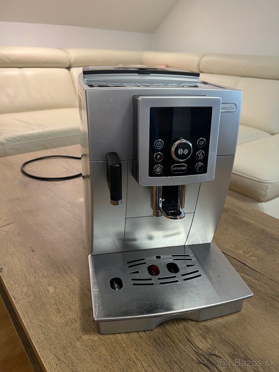Kávovar Delonghi Magnifica S - 3