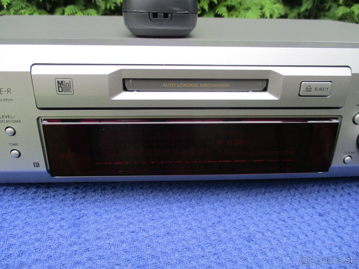 Sony MDS-JE530 - 3
