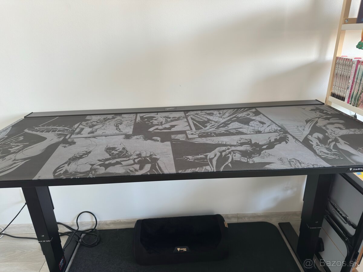 Secretlab MAGNUS Pro (1.5 m) - Dark Knight Edition - 3