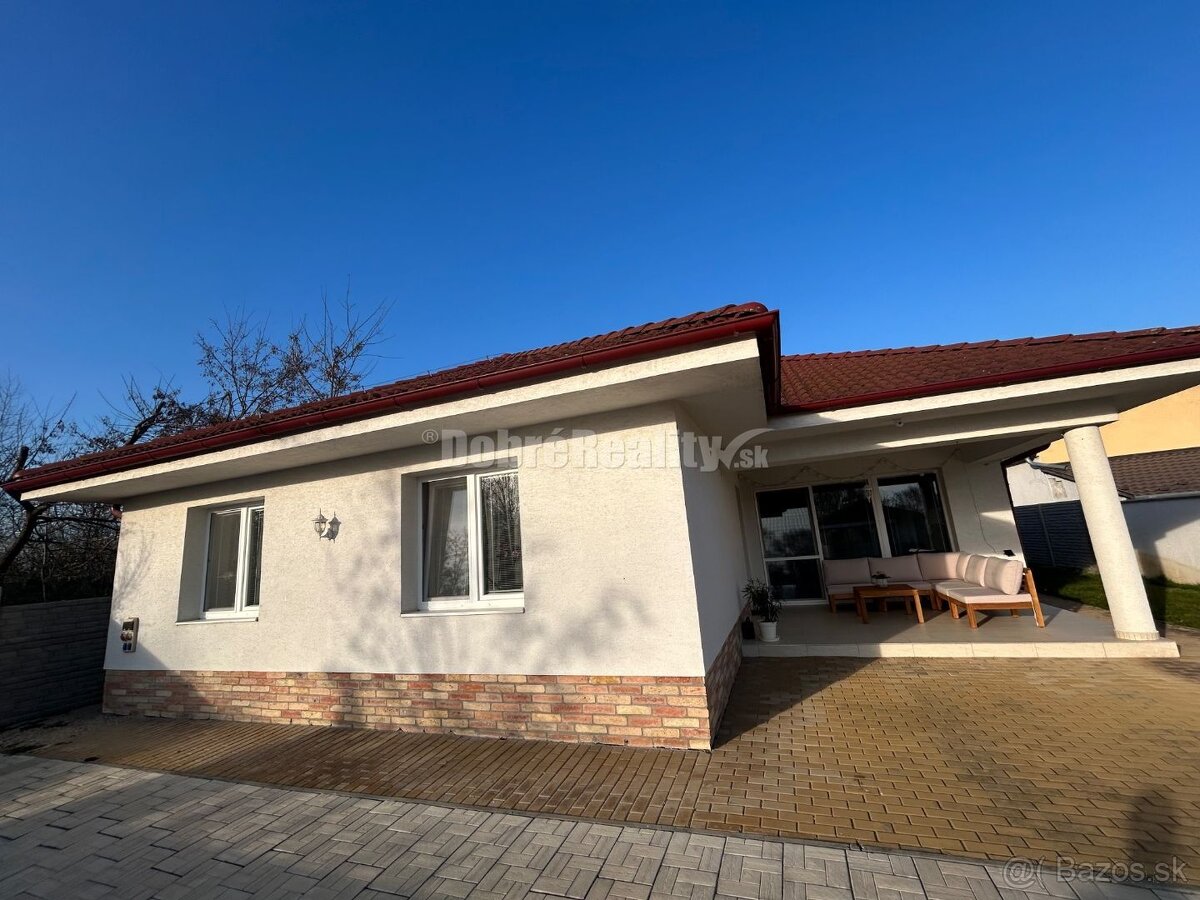 Unikátny 4 izbový rodinný dom pri jazere, kompletne zariaden - 3