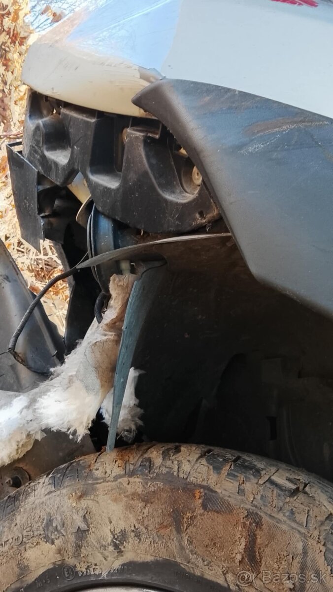 Dacia Duster LPG - havarované - 3