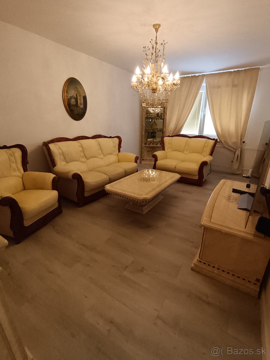 Na predaj luxusný 3- izb. byt v Revúcej - 3