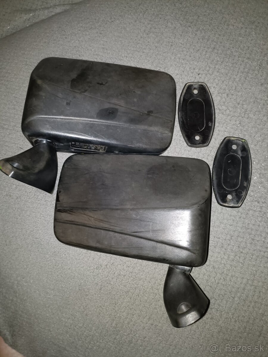 Staré spätné zrkadlá škoda 105,120 - 3