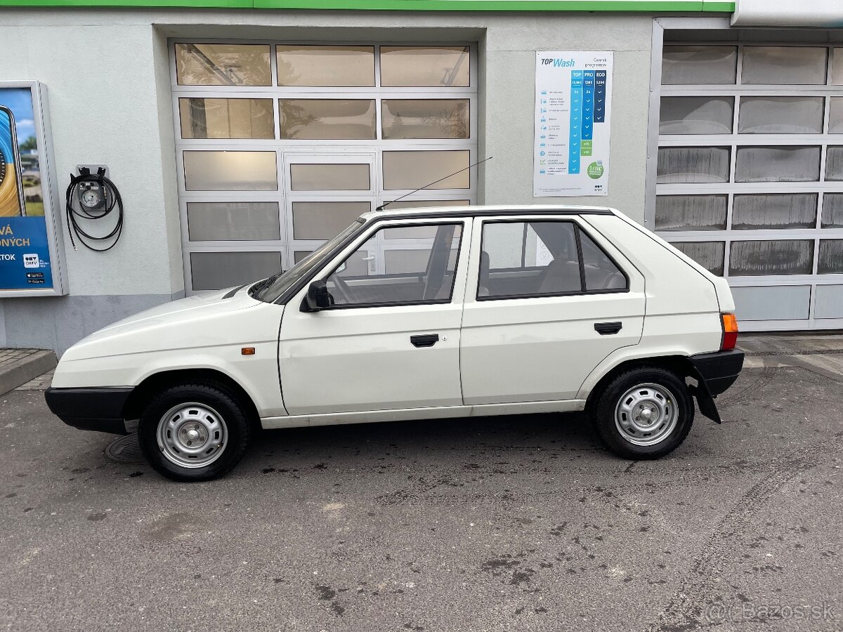 Skoda Favorit velmi zachovale auto - 3