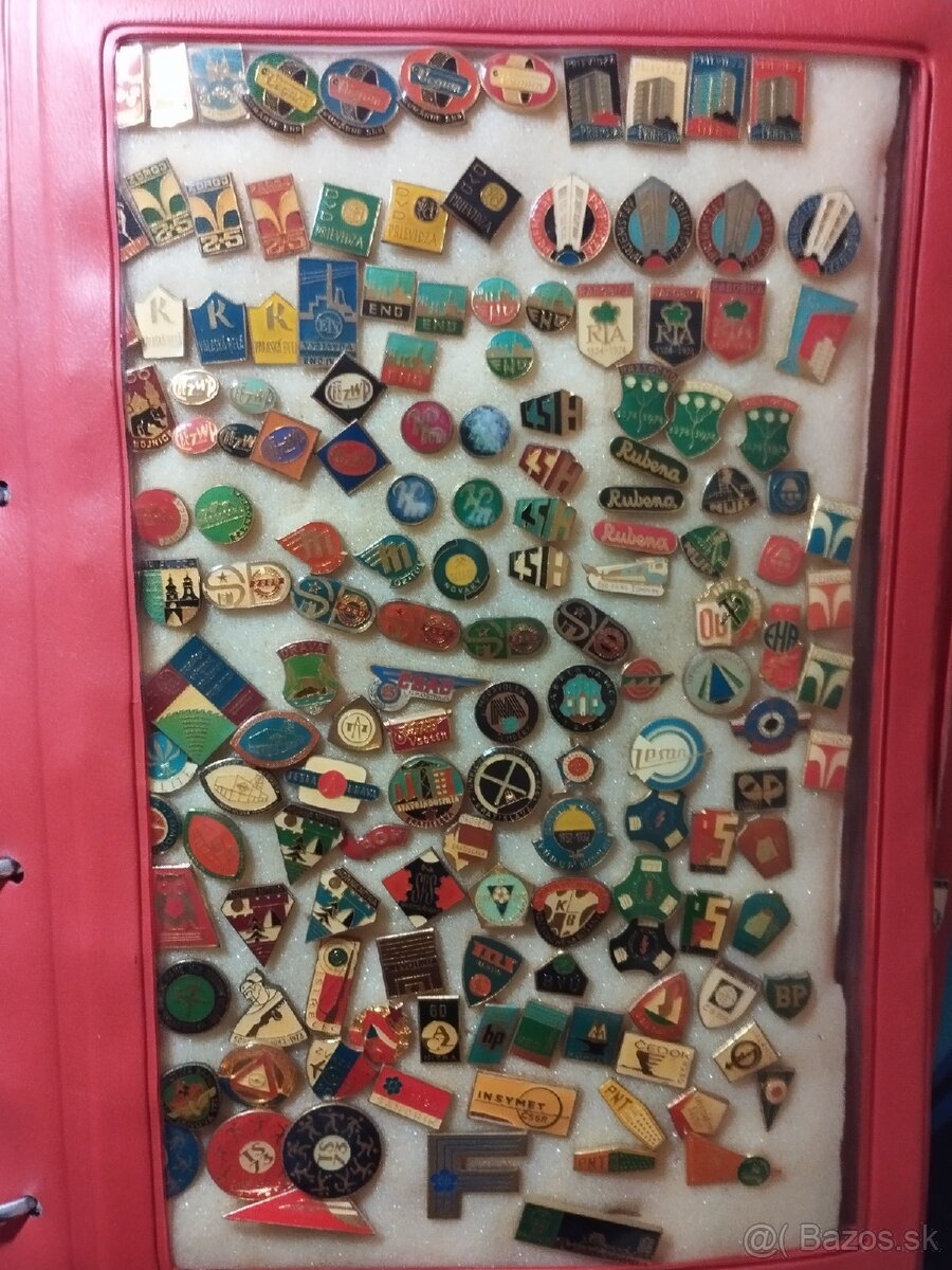 Odznaky a vyznamenania - 3