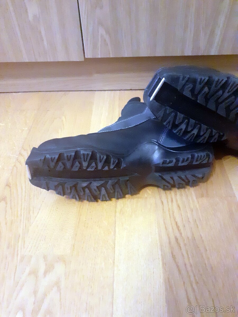 42 topanky na bezky SNS - 3