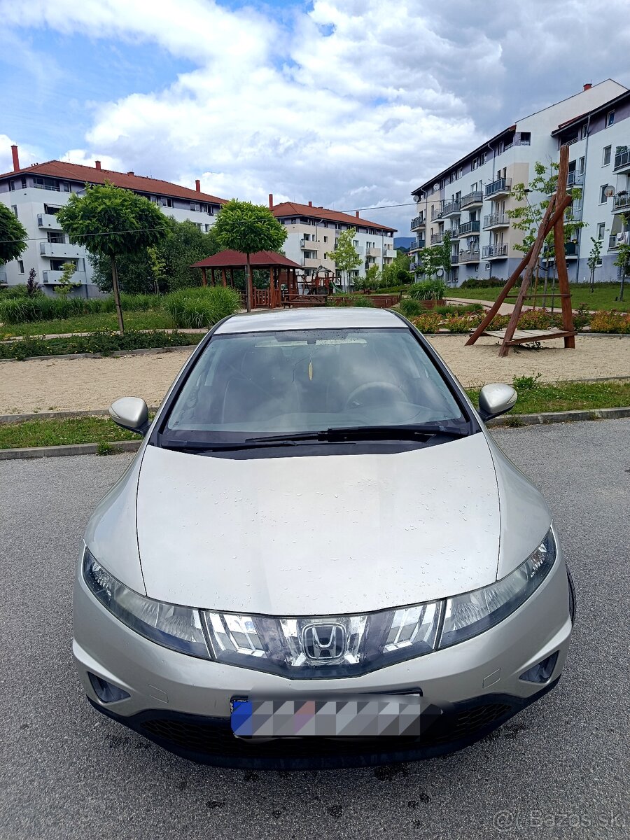Honda Civic 8g - 3