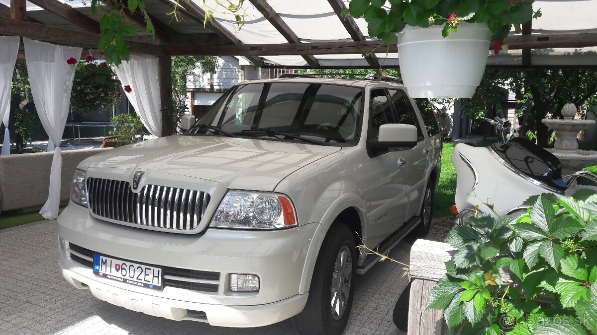 Lincoln Navigator 5.4 V8 4x4 - 3