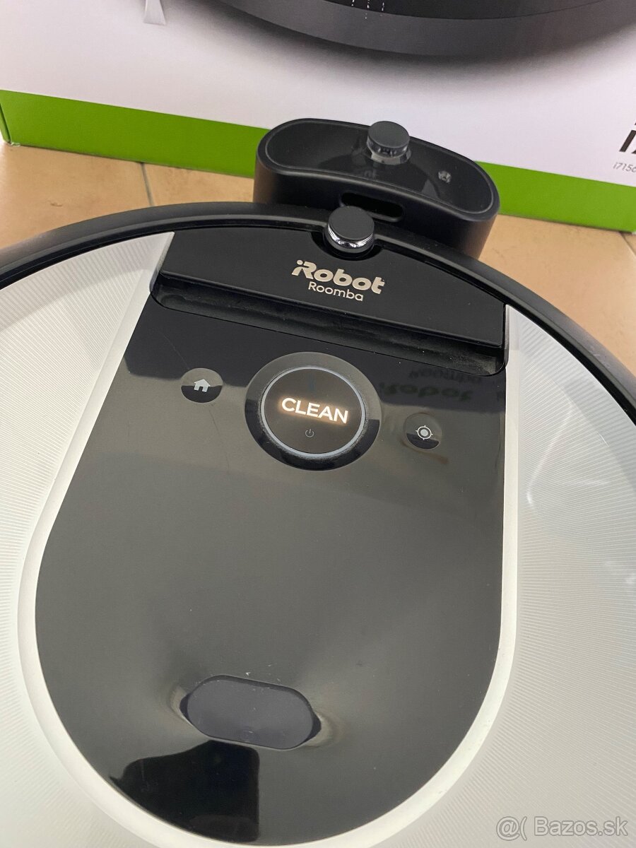 Robotický vysávač Roomba i7 - 3